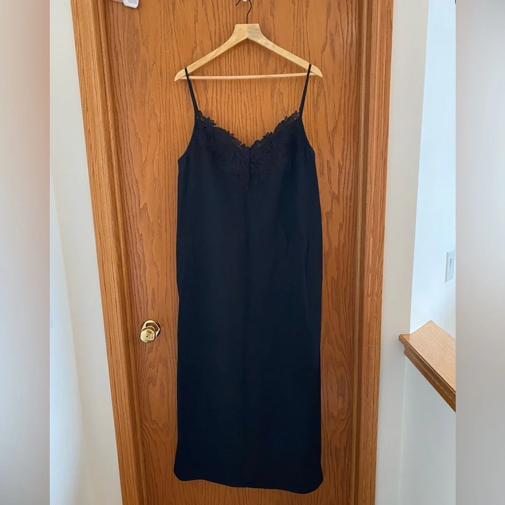 NWOT - Camilla & Marc Black Lace Detail Sable Midi Dress - Picture 6 of 7